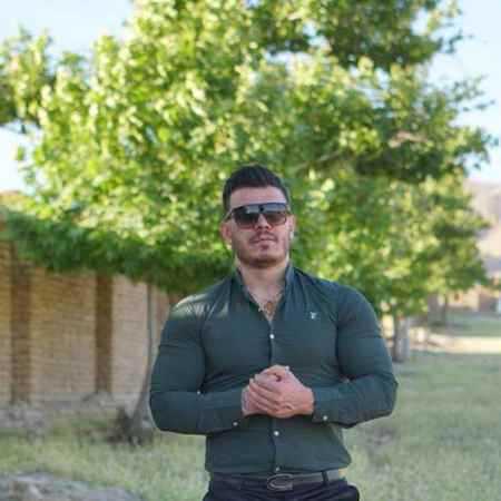 دانلود آهنگ دلمه فره راضیه عشقم ماشین بازیه فرهاد فرهادی دانلود آهنگ دلمه فره راضیه عشقم ماشین بازیه فرهاد فرهادی