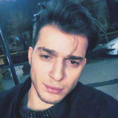 دانلود آهنگ اسم تو یادمه هنوز یاد تو با منه هنوز علی نواب