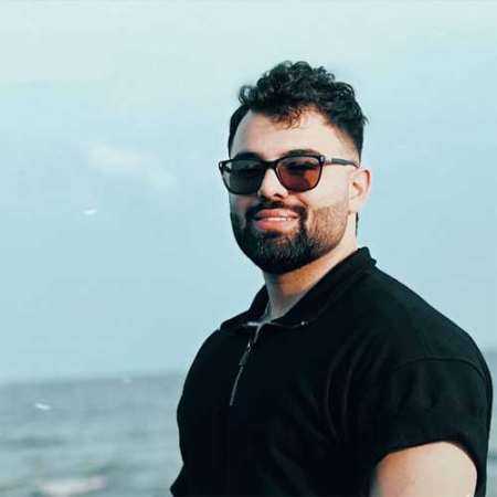 آهنگ میگذره این روزا تقاصشو میدی یه روز امیر شهرآیینی آهنگ میگذره این روزا تقاصشو میدی یه روز امیر شهرآیینی