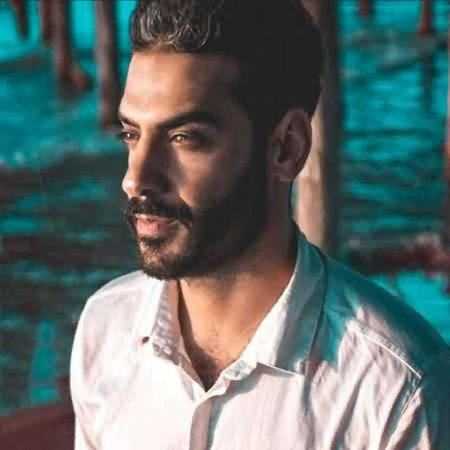 آهنگ چی بگم از دلم خودت میدونی چمه حمید رخشنده آهنگ چی بگم از دلم خودت میدونی چمه حمید رخشنده