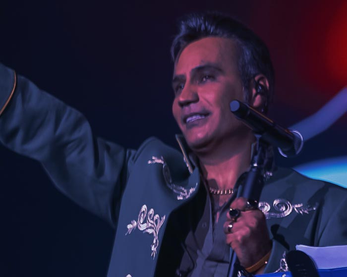آهنگ گرگ چشات شهرام شکوهی
