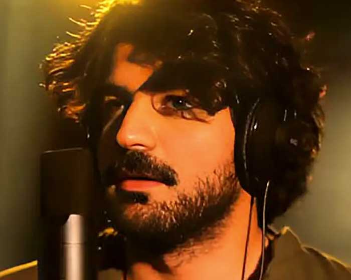 دانلود آهنگ شب زیر و رو شد رفتی ندیدی عرفان طهماسبی دانلود آهنگ شب زیر و رو شد رفتی ندیدی عرفان طهماسبی