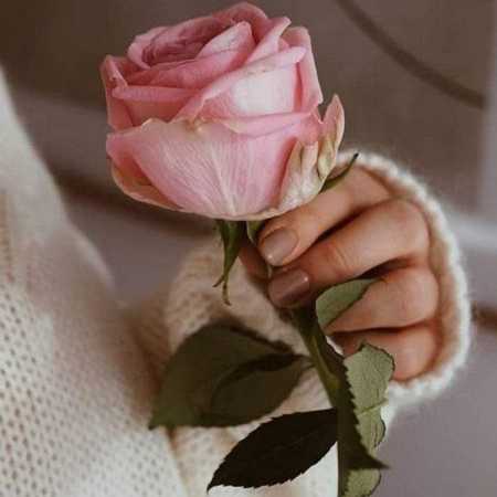 آهنگ ﺗﻤﻮم ﺣﺮﻓﺎی ﺗﻮ دروغ ﺑﻮد
