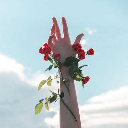 آهنگ ﮔﻤﻢ ﻛﻦ ﺗﻮ ﺑﻐﻠﺖ ﻛﻪ ﻧﻴﺎد اﺷﮏ از ﭼﺸﻢ آهنگ ﮔﻤﻢ ﻛﻦ ﺗﻮ ﺑﻐﻠﺖ ﻛﻪ ﻧﻴﺎد اﺷﮏ از ﭼﺸﻢ